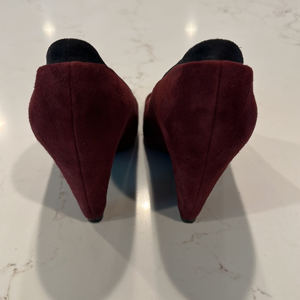 Kenneth Cole Suede Wedges - Picture 4 of 7